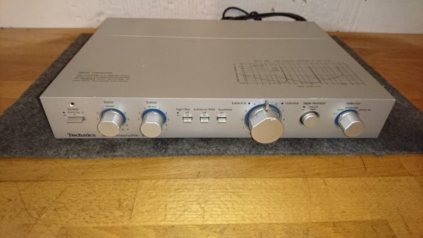 Technics SU-C01