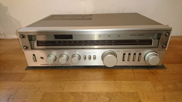 Onkyo TX-2000