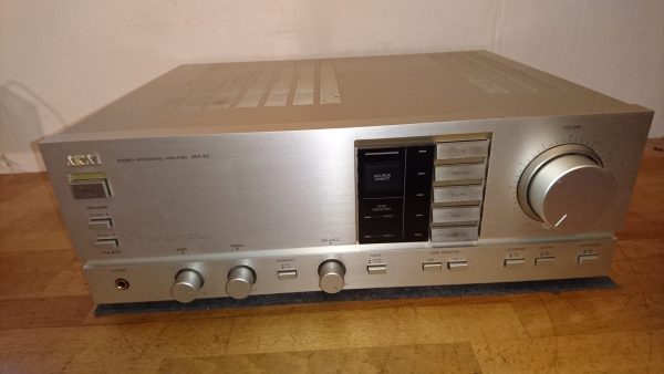 Akai AM-52 silber